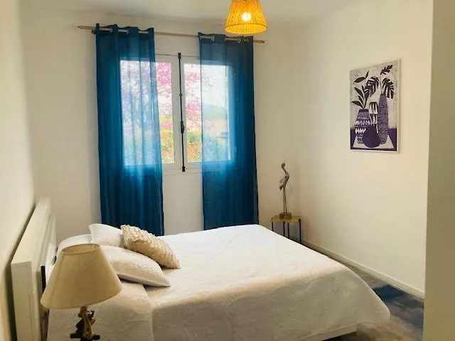 Maison Provencale De Plain Pied Avecgrand Jardin Et Piscine Aubagne Villa