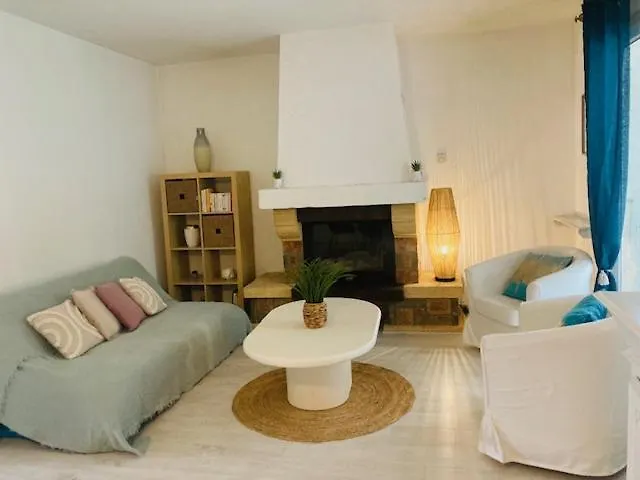 Maison Provencale De Plain Pied Avecgrand Jardin Et Piscine Aubagne France